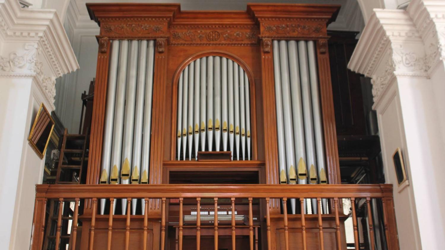 Pipe Organ